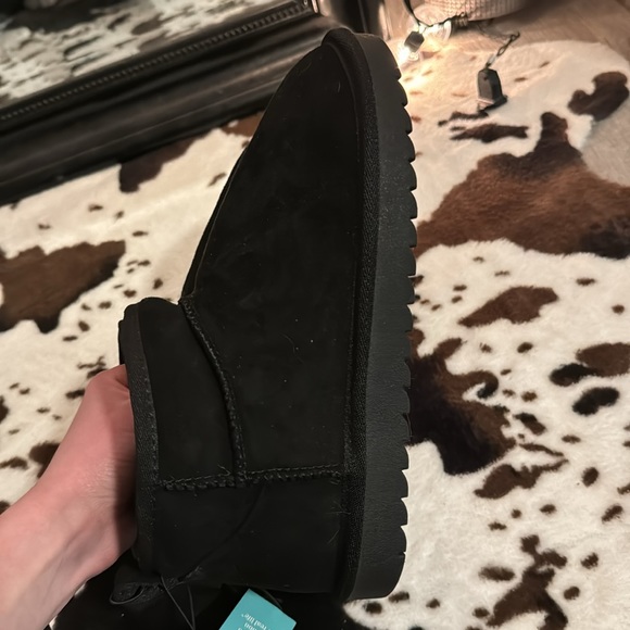 mini boots - Picture 5 of 5